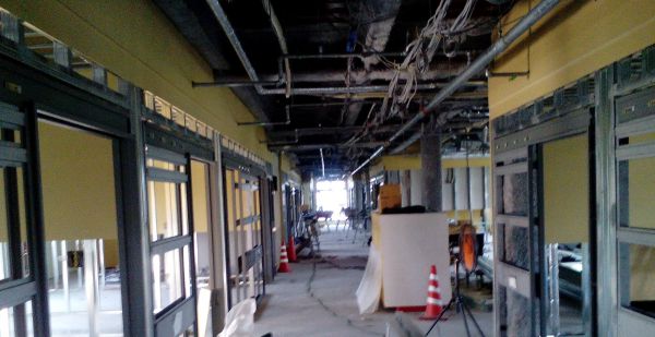 2階部分、とっても廊下が広いです。 2階部分、とっても廊下が広いです。