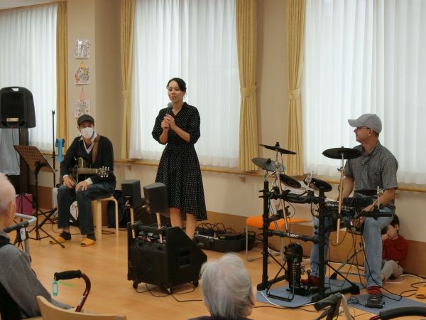 演奏前のご挨拶 演奏前のご挨拶