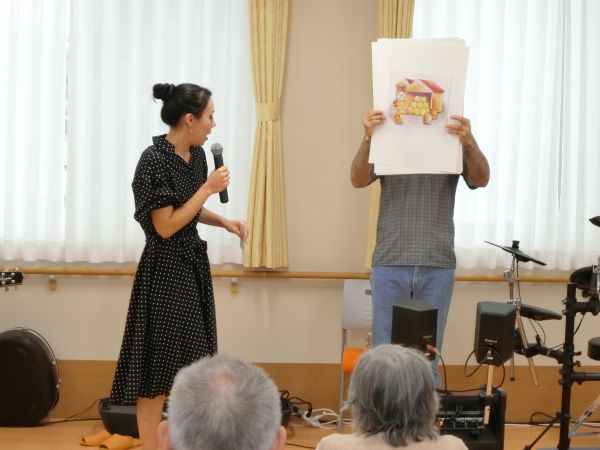 紙芝居を使って聖書のお話し 紙芝居を使って聖書のお話し