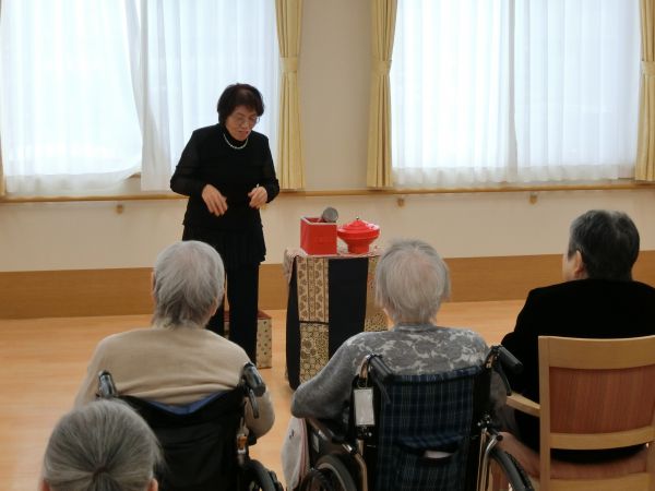 ２番手の杉浦さんによる楽しいマジック