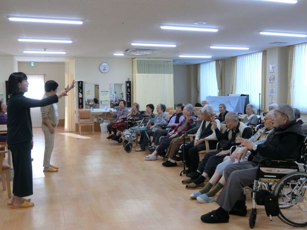 歌いながらの指体操 歌いながらの指体操