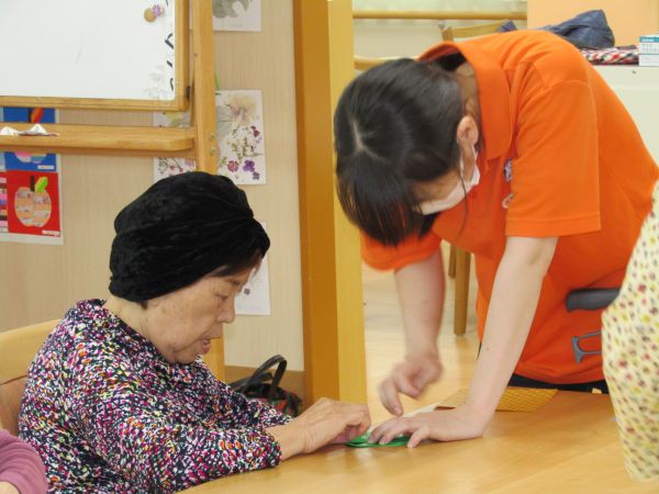 職員も一緒に・・ 職員も一緒に・・