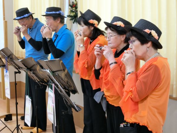 演奏中のみなさん 演奏中のみなさん