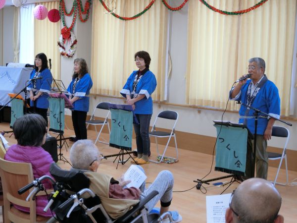 右から、稲垣さん、杉浦さん、森本さん、伊奈さん、のみなさん