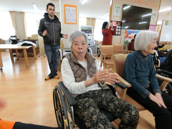 いつもそっと見守るブレンダさんのご主人 いつもそっと見守るブレンダさんのご主人