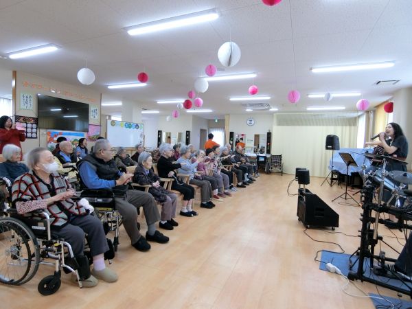 歌に参加させて頂いて 歌に参加させて頂いて