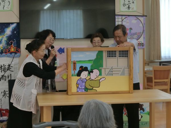 声色を変えながら分かり易くお話しくださいます 声色を変えながら分かり易くお話しくださいます