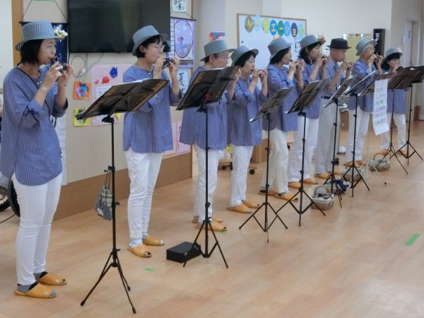 演奏が始まりました 演奏が始まりました