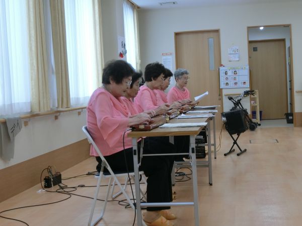 見事に揃った演奏です 見事に揃った演奏です