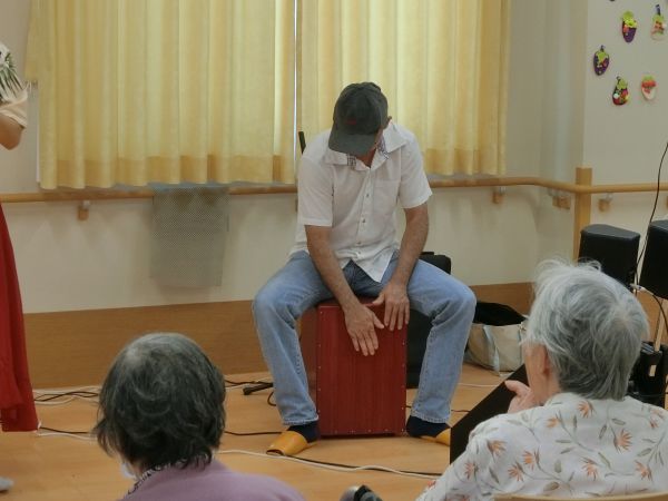 こんなパーカッションがあるんですね こんなパーカッションがあるんですね