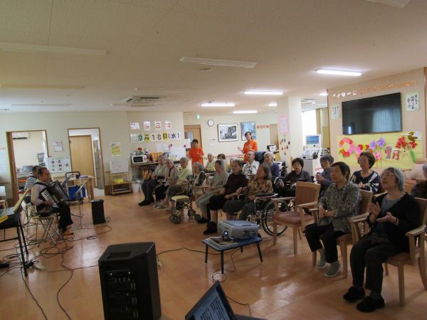会場が一体化しています 会場が一体化しています