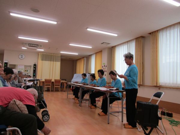 最後の演奏に、時間の経つ速さも忘れ・・ 最後の演奏に、時間の経つ速さも忘れ・・