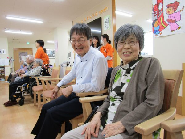 利用者さまのご家族も一緒に 利用者さまのご家族も一緒に