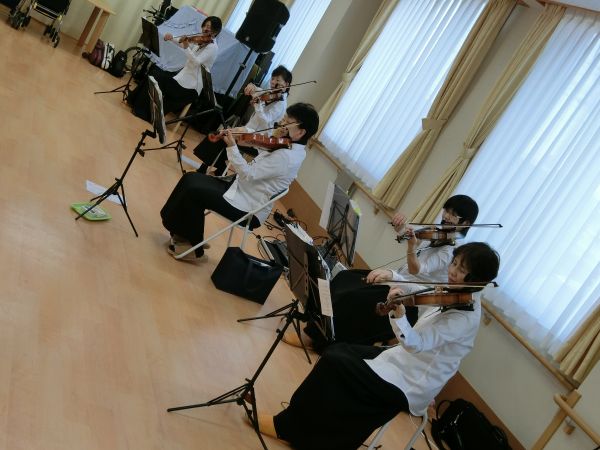 演奏もたけなわに・・・ 演奏もたけなわに・・・
