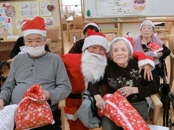 みなさん、プレゼントをもらいました・・ みなさん、プレゼントをもらいました・・