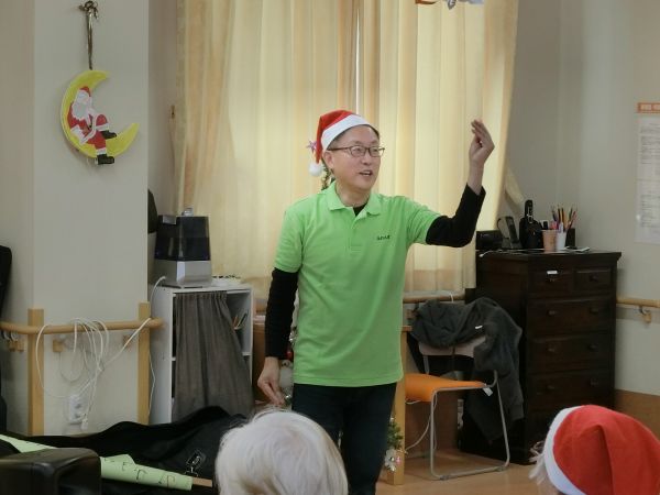手品のご披露も・・・ 手品のご披露も・・・